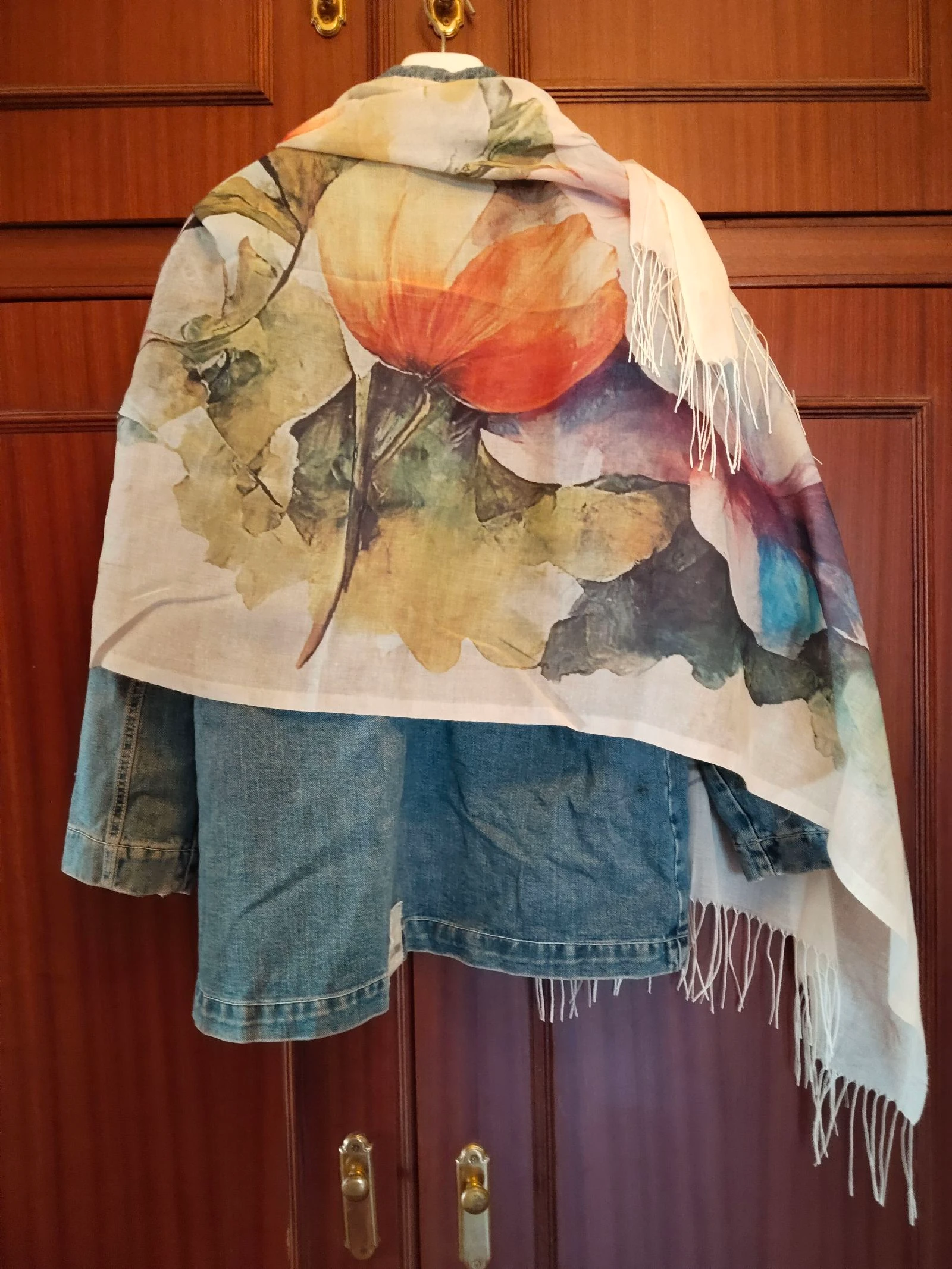 Pañuelo con estampado floral 🌷 80% algodón 